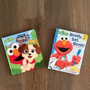 Set of 2 Elmo Books. Gently Used.